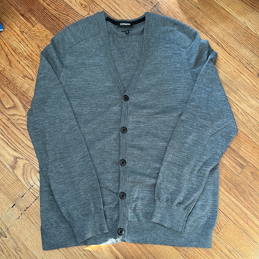 Men’s gray cardigan